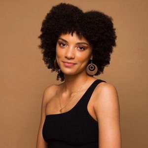 Meet your Posher, Amberley